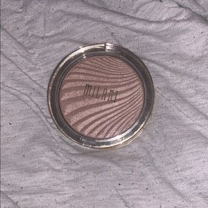 Milani highlighter